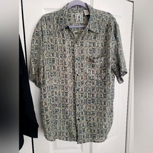 Shirt. Men's.  Silk. Size M